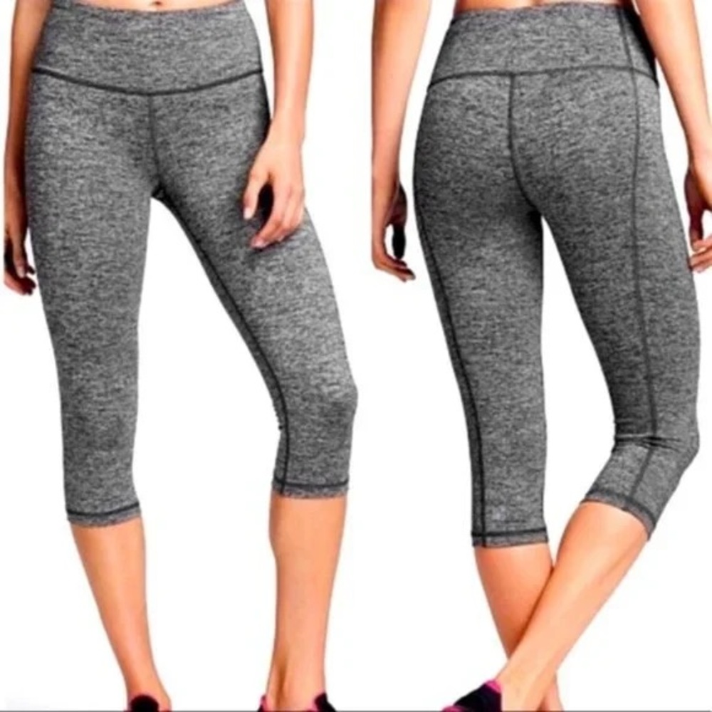 VSX Heather Gray Women's Capri Leggings